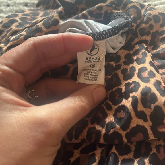 Butt scrunch leggings - Picture 3 of 5